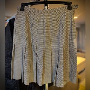 Vintage Briggs New York Houndstooth Pleater Skirt - Size 16.